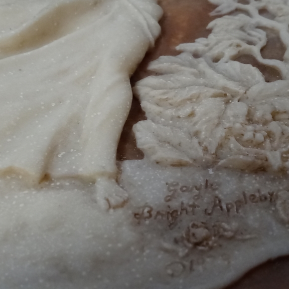 Sculptured by Gayle Bright Appleby 🍎Plate no.13924 Limited Edition 1979. - Picture 10 of 12